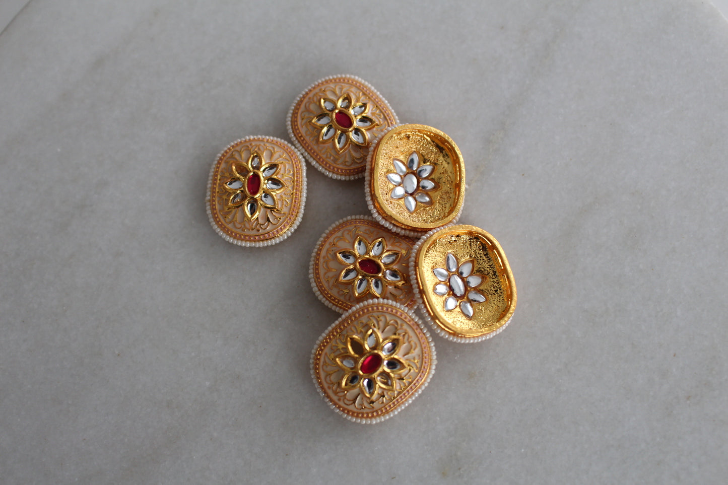 Buttons 66141314