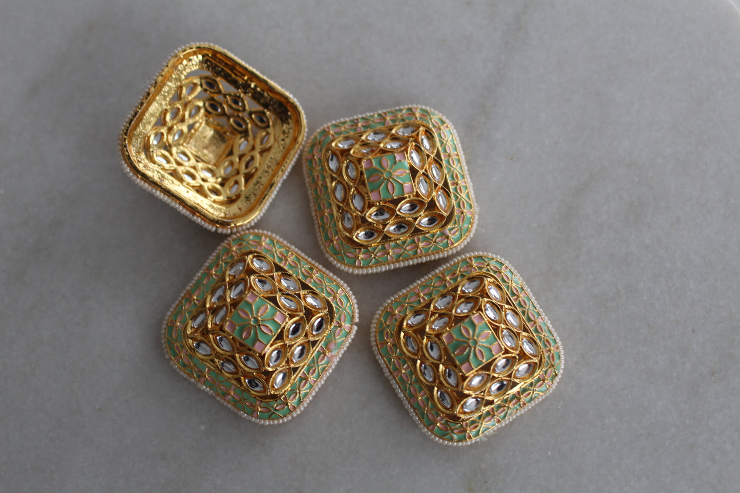 Buttons 66141306