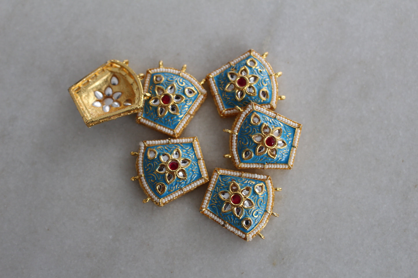 Buttons 66141309
