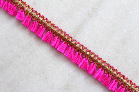 Unique Ribbons ( Tassels Vivid Pink - 26211948 )