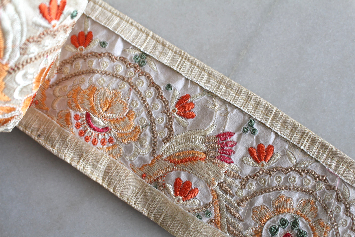 Flower Garden ( Birds White × Orange - 32625 )