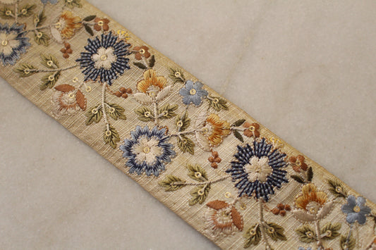 Flower Garden ( White BY 31221156 )