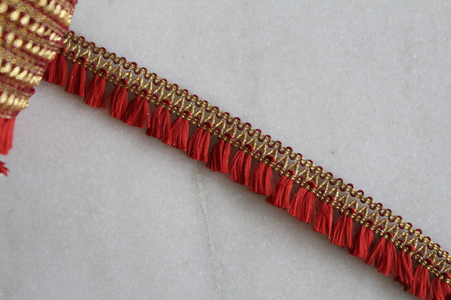 Unique Ribbons ( Red × Gold × Tassels - 1 )